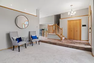 8901 Dunbar Knoll N, Brooklyn Park, MN 55443 - Photo 5