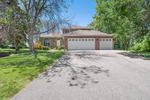 8901 Dunbar Knoll N, Brooklyn Park, MN 55443 - Photo 65