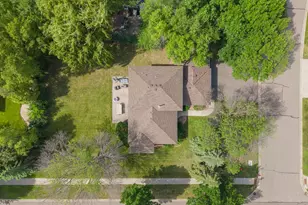 8901 Dunbar Knoll N, Brooklyn Park, MN 55443 - Photo 59