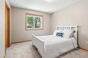 8901 Dunbar Knoll N, Brooklyn Park, MN 55443 - Photo 37