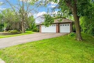 8901 Dunbar Knoll N, Brooklyn Park, MN 55443 - Photo 67