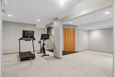 8901 Dunbar Knoll N, Brooklyn Park, MN 55443 - Photo 53