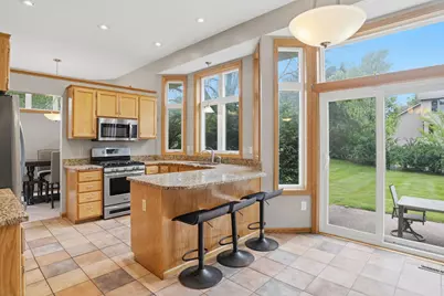 8901 Dunbar Knoll N, Brooklyn Park, MN 55443 - Photo 9
