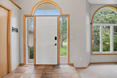 8901 Dunbar Knoll N, Brooklyn Park, MN 55443 - Photo 5