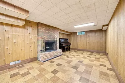 2464 Holloway Avenue E, North Saint Paul, MN 55109 - Photo 19