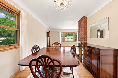 2464 Holloway Avenue E, North Saint Paul, MN 55109 - Photo 9