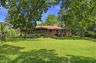 5433 Twin Lake Blvd E, Brooklyn Center, MN 55429 - Photo 3