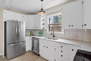 1394 Mackubin St, Saint Paul, MN 55117 - Photo 9