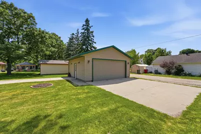 1002 Cedar Street, Alexandria, MN 56308 - Photo 43