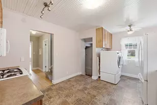 1002 Cedar St, Alexandria, MN 56308 - Photo 17