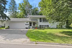 84 Logan Ave W, West Saint Paul, MN 55118 - Photo 3