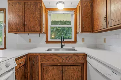 84 Logan Avenue W, West Saint Paul, MN 55118 - Photo 17
