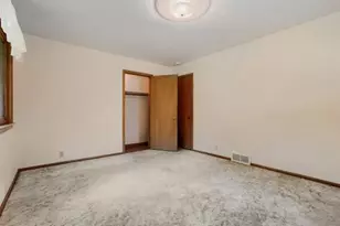 927 Birch St S, Cambridge, MN 55008 - Photo 11
