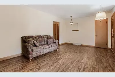 927 Birch Street S, Cambridge, MN 55008 - Photo 5