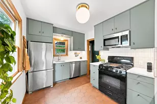 2526 Stinson Pkwy, Minneapolis, MN 55418 - Photo 7