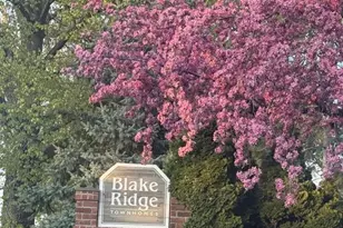6124 Blake Ridge Rd, Edina, MN 55436 - Photo 27