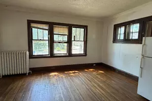 3250 Bryant Ave N, Minneapolis, MN 55412 - Photo 3