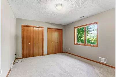 2133 Trumble Court, Chaska, MN 55318 - Photo 29