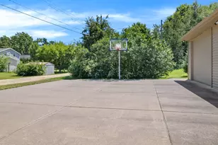329 2nd St E, Wabasha, MN 55981 - Photo 31