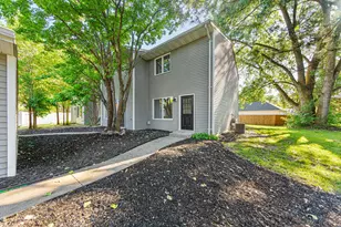 1639 Pleasant Vw Dr, North Mankato, MN 56003 - Photo 1