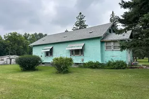 601 11th St E, Thief River Falls, MN 56701 - Photo 9