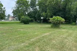 601 11th St E, Thief River Falls, MN 56701 - Photo 13