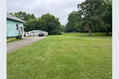 601 11th Street E, Thief River Falls, MN 56701 - Photo 5