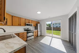 1641 Pleasant Vw Dr, North Mankato, MN 56003 - Photo 7