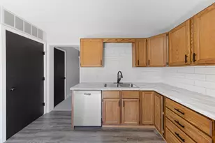 1641 Pleasant Vw Dr, North Mankato, MN 56003 - Photo 9