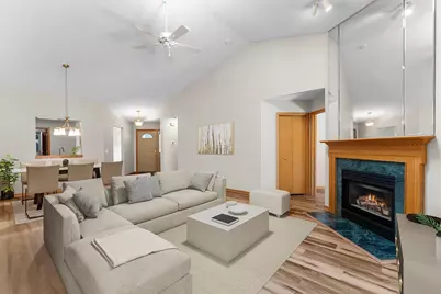 7632 Newbury Road, Woodbury, MN 55125 - Photo 9