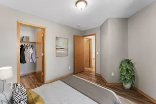 7632 Newbury Rd, Woodbury, MN 55125 - Photo 23