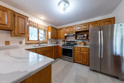 1513 32nd Avenue N, Saint Cloud, MN 56303 - Photo 7