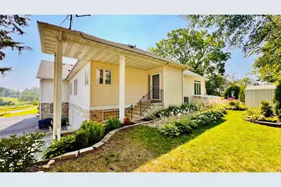 9516 12th Avenue S, Bloomington, MN 55425 - Photo 1