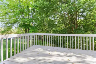 1434 Eastlake Dr, Chaska, MN 55318 - Photo 37