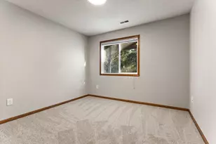 1434 Eastlake Dr, Chaska, MN 55318 - Photo 27