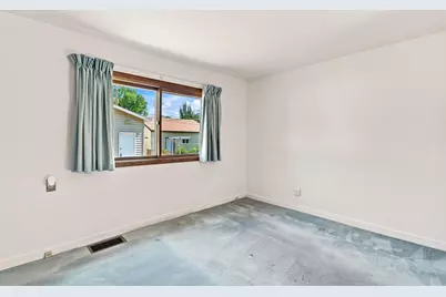 5210 Colfax Avenue N, Minneapolis, MN 55430 - Photo 9