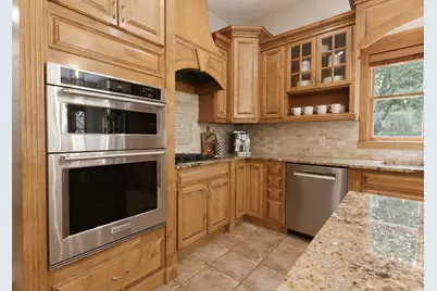 7617 Brooklyn Park Drive, Brooklyn Park, MN 55444 - Photo 11