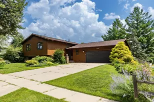2124 Washington Ln SW, Rochester, MN 55902 - Photo 1