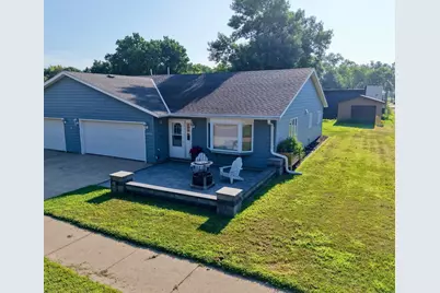1153 5th Avenue, Windom, MN 56101 - Photo 1