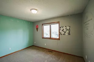 1002 W 2nd St, Zumbrota, MN 55992 - Photo 15