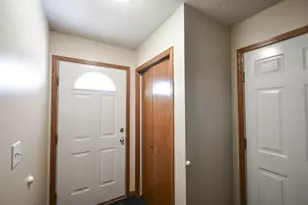 1002 W 2nd St, Zumbrota, MN 55992 - Photo 9