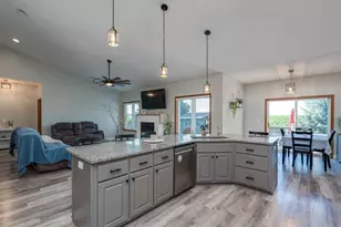 301 7th St NW, New Richland, MN 56072 - Photo 9
