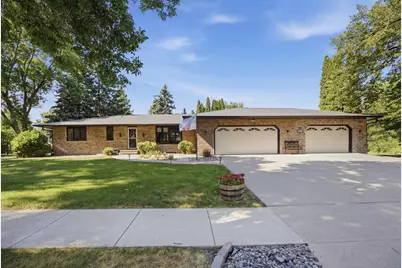 42 36th Avenue N, Fargo, ND 58102 - Photo 1