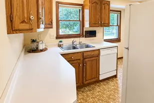 172 Charles Ave, Red Wing, MN 55066 - Photo 3