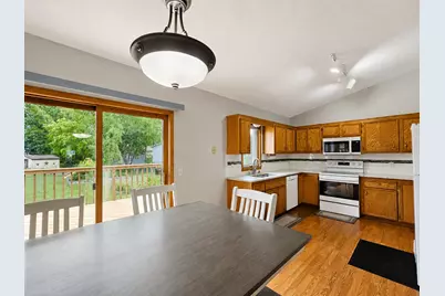 7005 Jocelyn Avenue S, Cottage Grove, MN 55016 - Photo 9