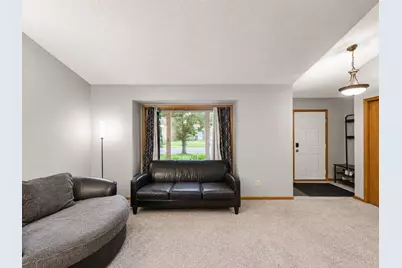 7005 Jocelyn Avenue S, Cottage Grove, MN 55016 - Photo 5