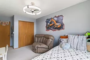1415 Sycamore Ln N, Plymouth, MN 55441 - Photo 27