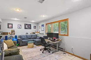 1415 Sycamore Ln N, Plymouth, MN 55441 - Photo 33