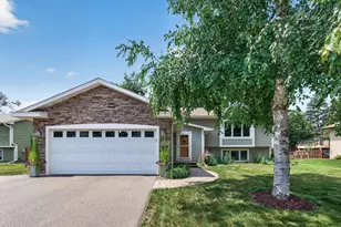 1415 Sycamore Ln N, Plymouth, MN 55441 - Photo 1