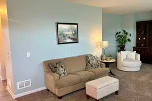5076 151st St W, Apple Valley, MN 55124 - Photo 11